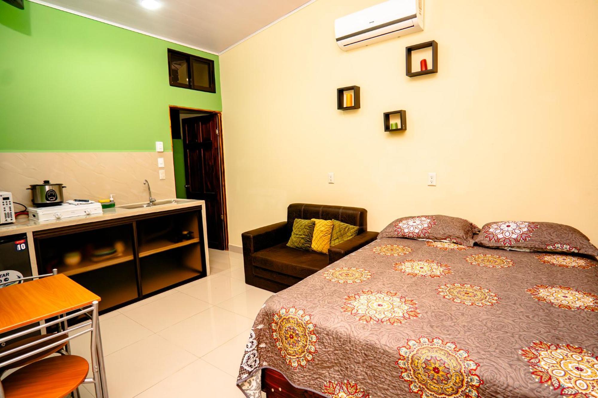 Apartamento Aliga 2 Quepos Eksteriør billede